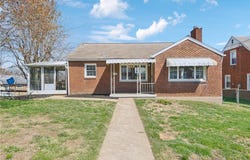 2987 Sycamore St., Lower Burrell, PA 15068