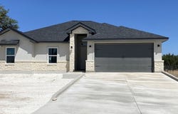 102 A Coleman, Blanco, TX 78606