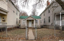 1108 NE PERRY Street, Peoria, IL 61603