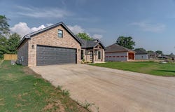 233 Woodland trails Street, Bono, AR 72416