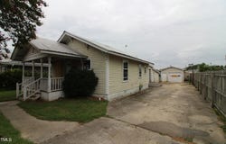 207 W Brocklyn Street, Benson, NC 27504