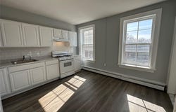 87 Broadway, Newburgh, NY 12550