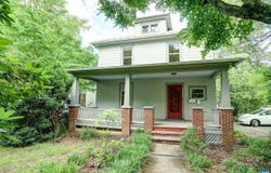2425 JEFFERSON PARK AVE, CHARLOTTESVILLE, VA 22903