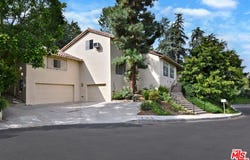 16050 Royal Mount Dr, Encino, CA 91436