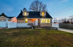 3768 Mansfield Drive, Seaford, NY 11783