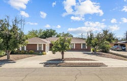1950 Rosedale Drive, Las Cruces, NM 88005