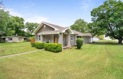 301 N Labette Street, Edna, KS 67342