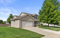 8432 Ivanhoe Pl, Sturtevant, WI 53177