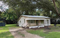 185 Gray Road, Quincy, FL 32351