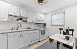 555 NW 4th Avenue, Boca Raton, FL 33432