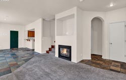 1649 RILEY LN, Eugene, OR 97402