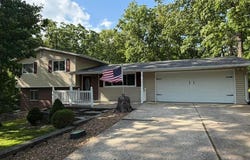 14 Brockton Circle, O'Fallon, MO 63366