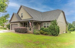 60 W Lakeview Drive, Duncan, SC 29334-8201