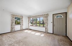 2105 Highview Drive, Marion, IA 52302