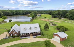 1600 Wright Road, Raymond, MS 39154