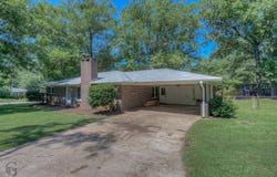 600 9th Street NW, Springhill, LA 71075