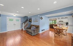 5091 Chambers Drive, Hoffman Estates, IL 60010