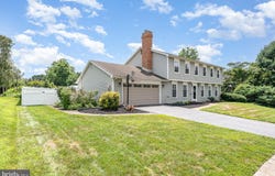 502 KENTWOOD DRIVE, MECHANICSBURG, PA 17050