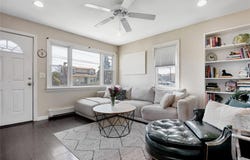 3 Kent Place, Amityville, NY 11701