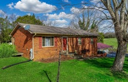 339 Bramble Lane, Dandridge, TN 37725