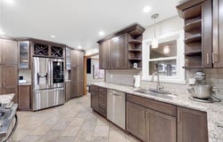 10620 Ridge Road, North Royalton, OH 44133