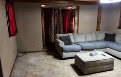 406 Ridge Street, Shelbina, MO 63468