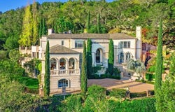 27 Upper Road, Ross, CA 94957
