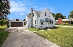 32911 Brown Street, Garden City, MI 48135