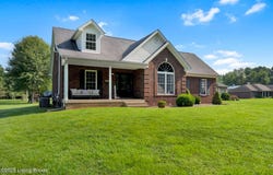 1044 Bearcamp Rd, Louisville, KY 40272