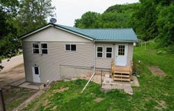 7280 Closing Dam Road, Cassville, WI 53806