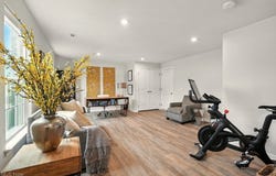 1184 Bean Lane, Akron, OH 44313