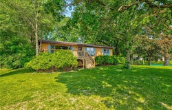 1822 Riviera Avenue S, Lake Saint Croix Beach, MN 55043