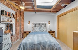 301 E Court Avenue unit: 207, Des Moines, IA 50309