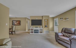 2762 Division Street, Scranton, PA 18504