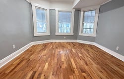 44 N 16Th St, East Orange City, NJ 07017-5118
