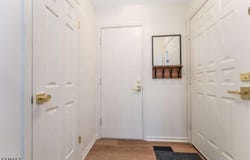 303 Larch Ct, Raritan Twp., NJ 08822-3133