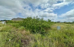 175 El Dorado DR, Kyle, TX 78640