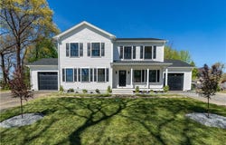 81 Cadora Avenue, Warwick, RI 02818