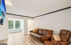 2071 Brian Way, Decatur, GA 30033