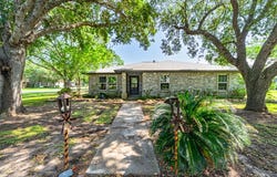 1206 Johnson, Woodsboro, TX 78393