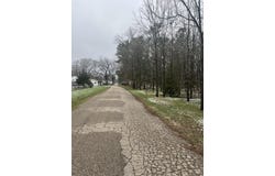 Drew St Street, Paw Paw, MI 49079