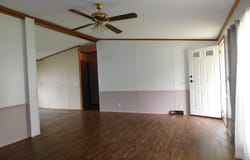 403 E SYCAMORE Street, Kinmundy, IL 62854