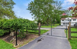 261 E Sandusky Street, Mechanicsburg, OH 43044