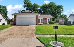 375 Novara Drive, Ballwin, MO 63021
