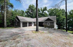 65 Stony Point, Goreville, IL 62939