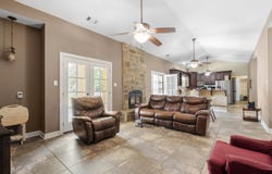 3711 HERNANDO, Holly Springs, MS 38635