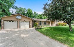 331 Sunset Lane N, Cambridge, MN 55008