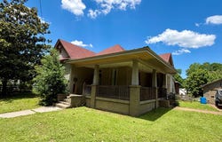 328 Head St, PARIS, TN 38242