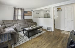 28 Rowe Place, Bristol, CT 06010