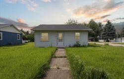 1402 S Grant Street, Janesville, WI 53534-9375